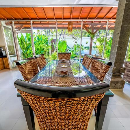 Villa Conor - Legian - Seminyak - 2 Bedroom 2 Bathroom Villa - Great Location Экстерьер фото